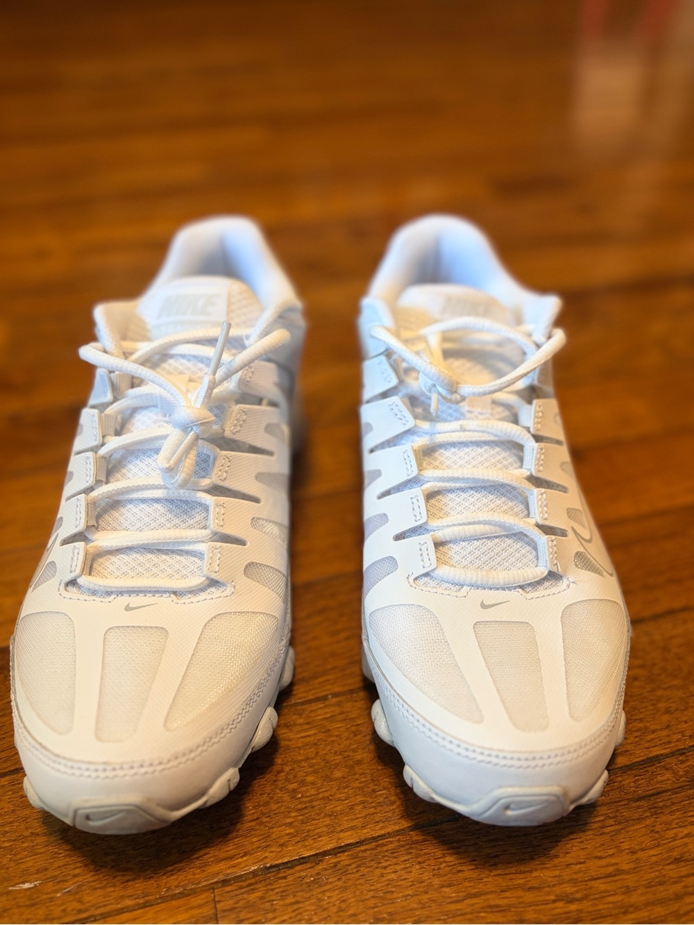 Nike Women’s 9.5 Reax 8 White Sneakers - Classic Athletic Design